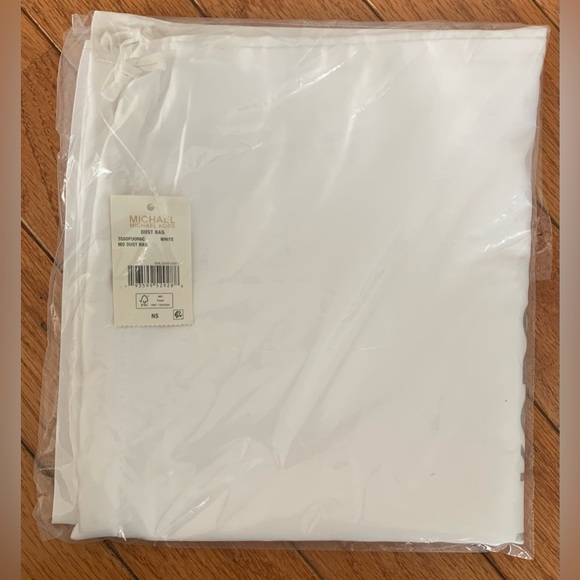 Michael Kors medium white Dustbag silver sparkling logo 16“x15“ - Picture 2 of 4